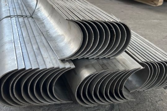 鍋爐內彎防磨瓦選用什麽材質更耐用?