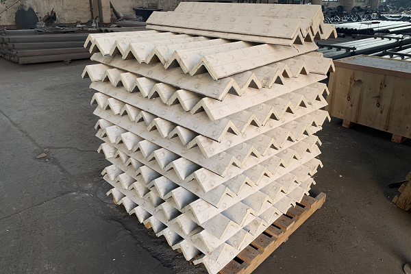 省煤器防磨護瓦都有什麽型號