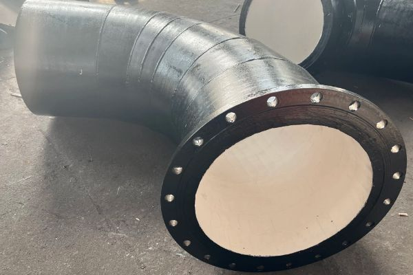 管道陶瓷襯裏怎麽貼